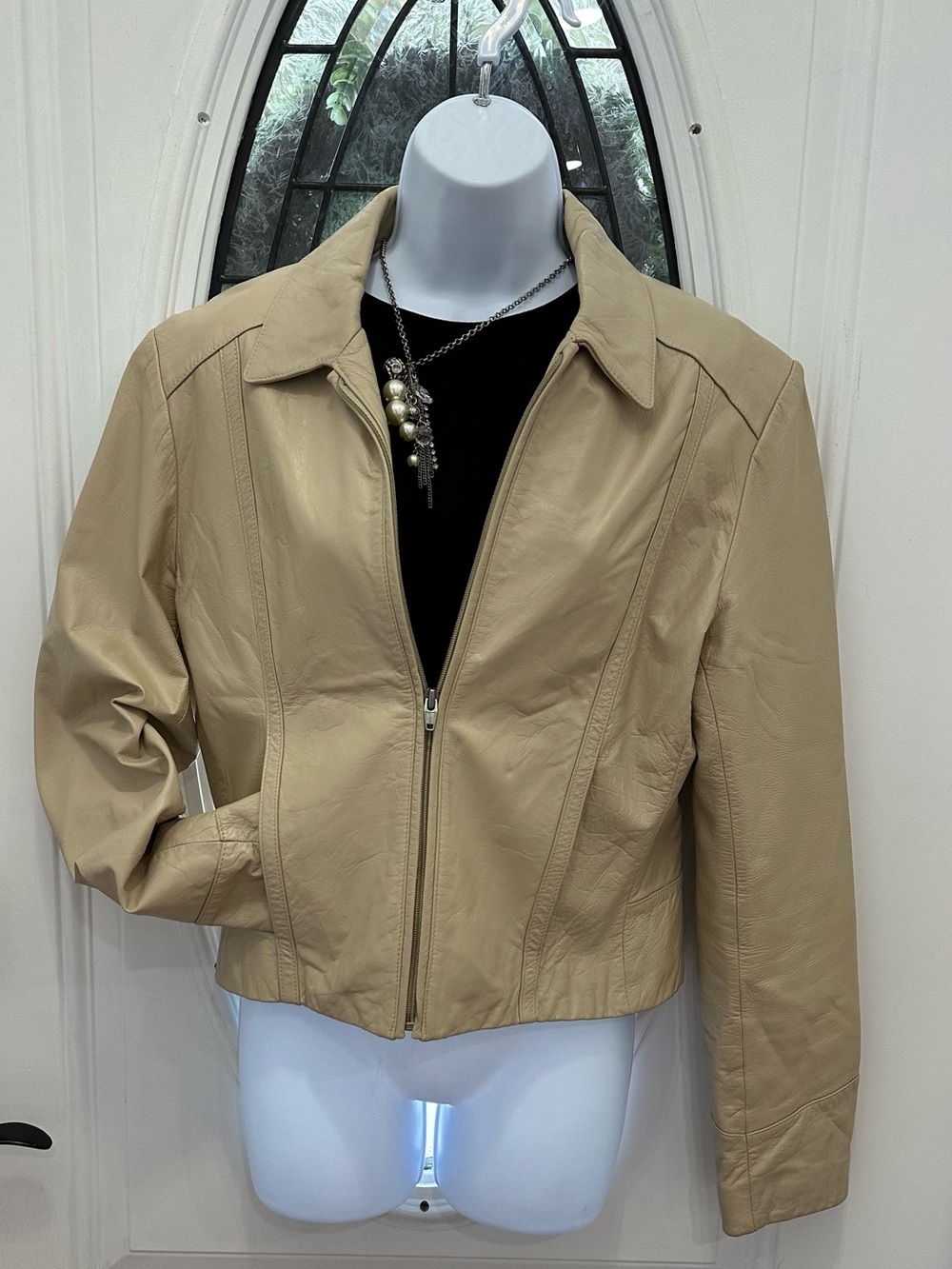 Express Leather women’s Beige Zip-Front Leather Jacket Medium